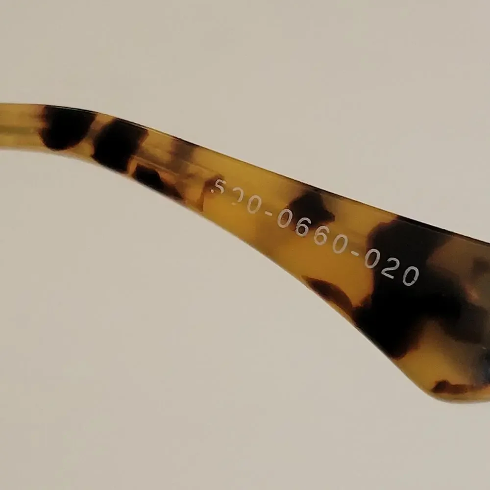 SONIX Sunglasses Women's Melrose Cat Eye Tortoise Plastic frame